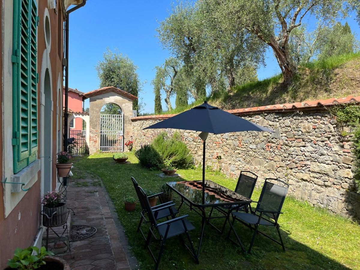 Alloggi In Villa Storica Pescia Exterior photo