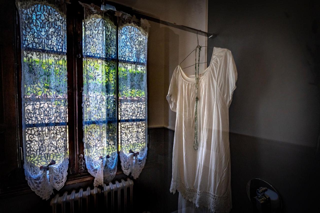Alloggi In Villa Storica Pescia Exterior photo
